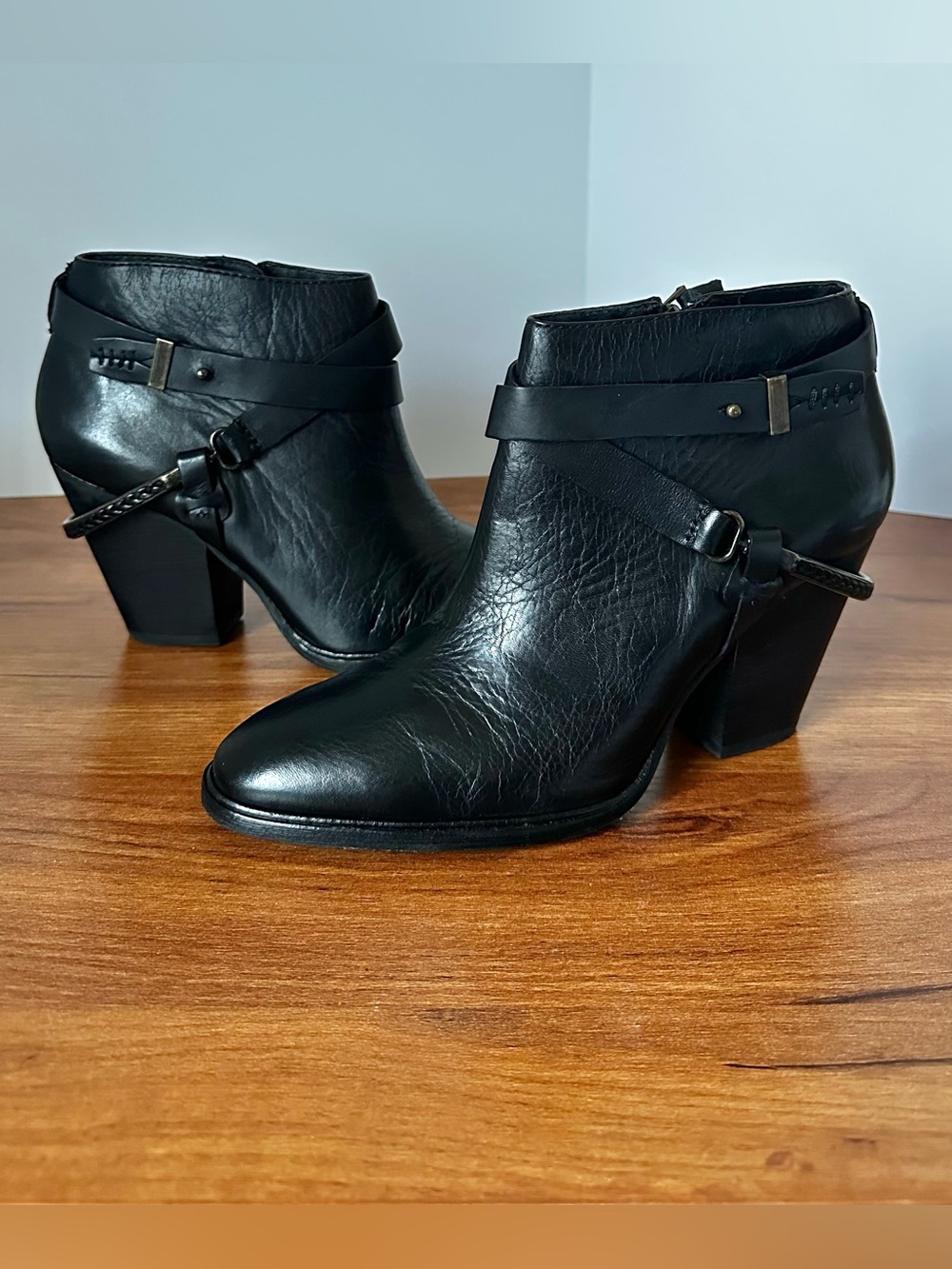 Dolce Vita Harlene Ankle Boot- Wmns 9